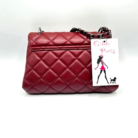 Gilda Paris - Picture 2 of 2